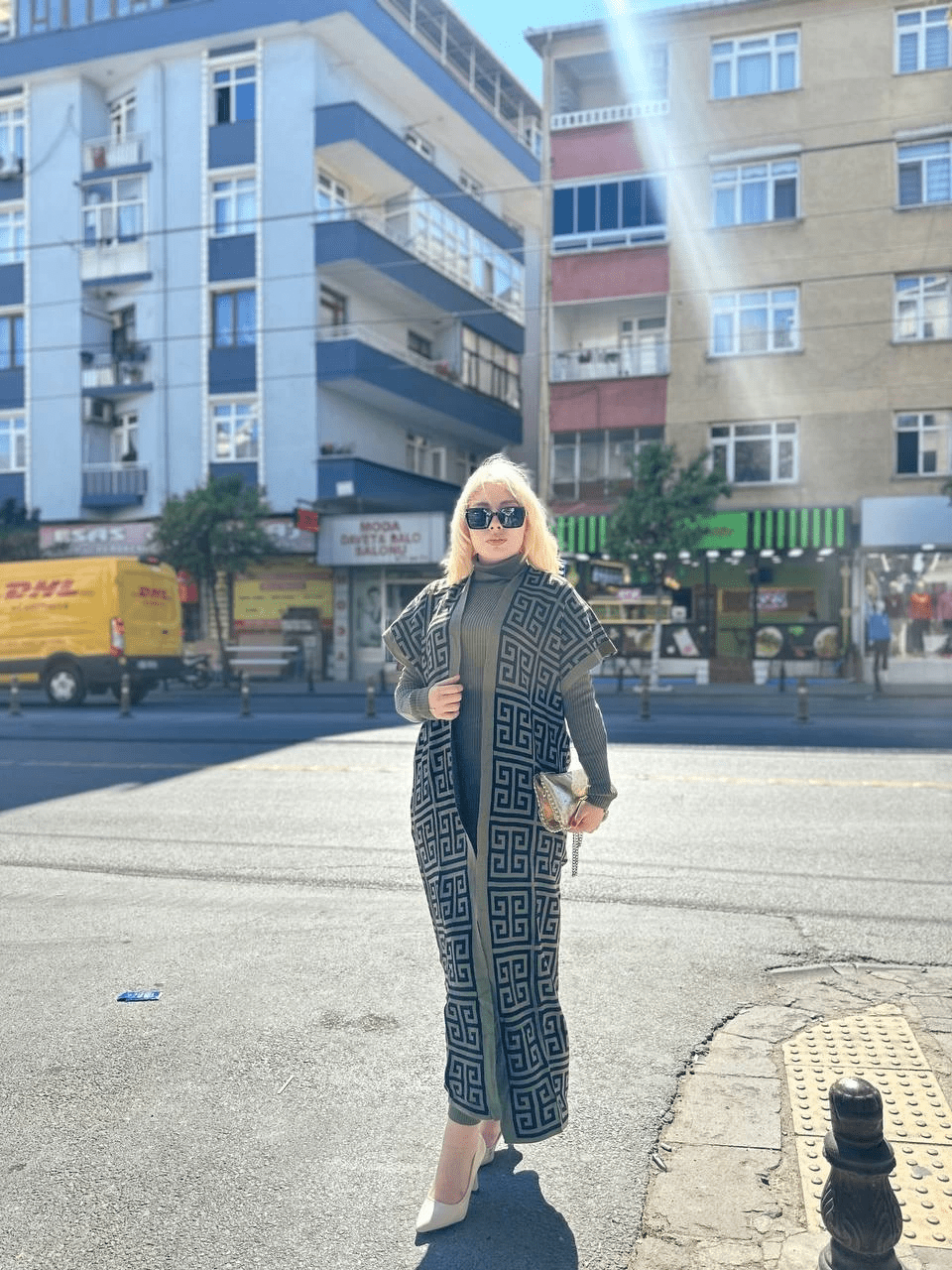 Siyah Cizgi Desenli Elbiseli Hirka - Pudra Siyah - ÖZER&HERMİN