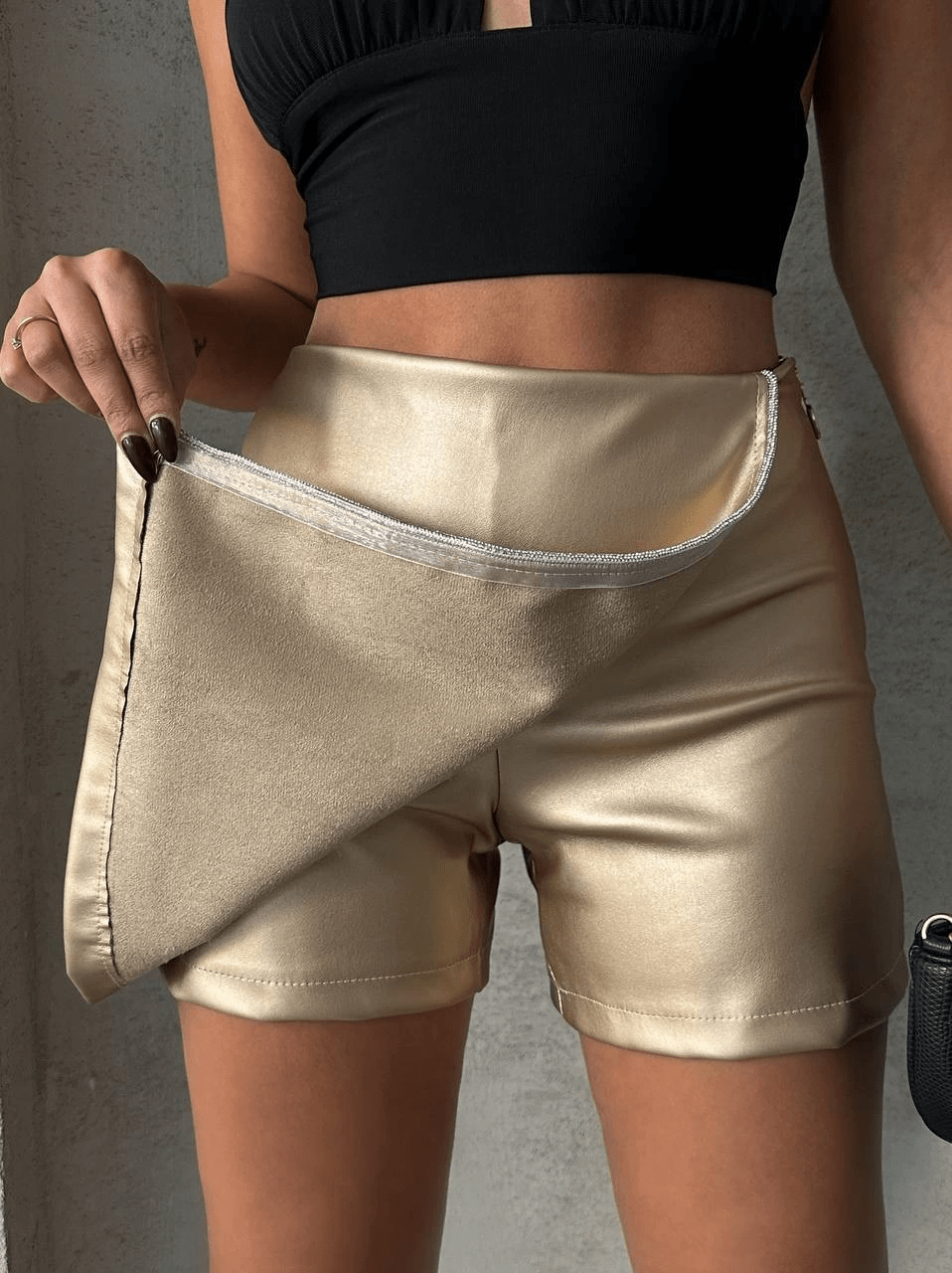 tasli Sort Etek Deri - Şıklığı ve Konforu Bir Arada Sunar - ÖZER&HERMİN