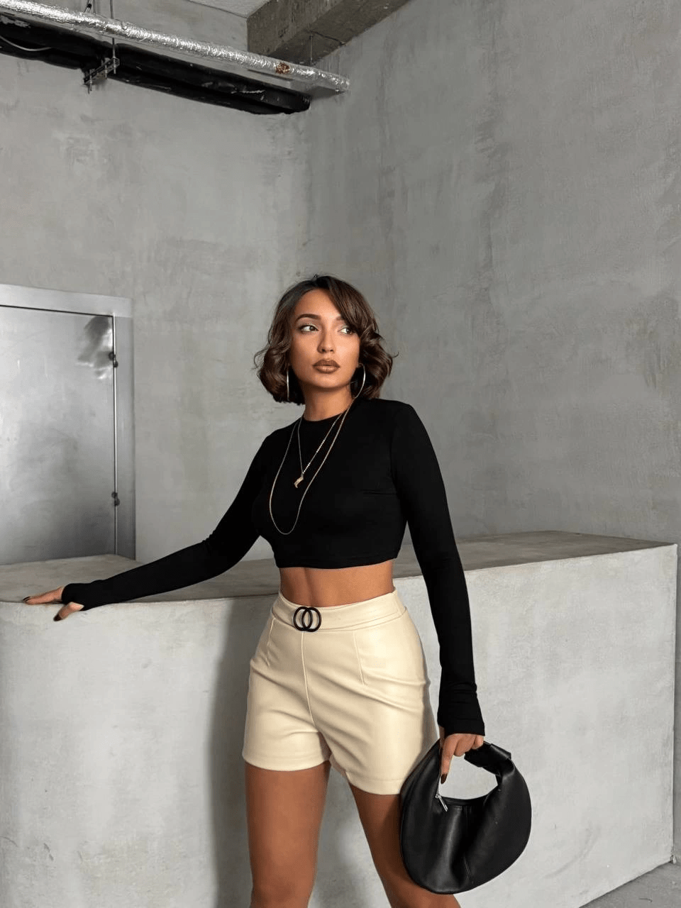 Tokali Deri Sort - Deri Kısa Pantolon ile Şıklık ve Rahatlık Bir Arada - ÖZER&HERMİN