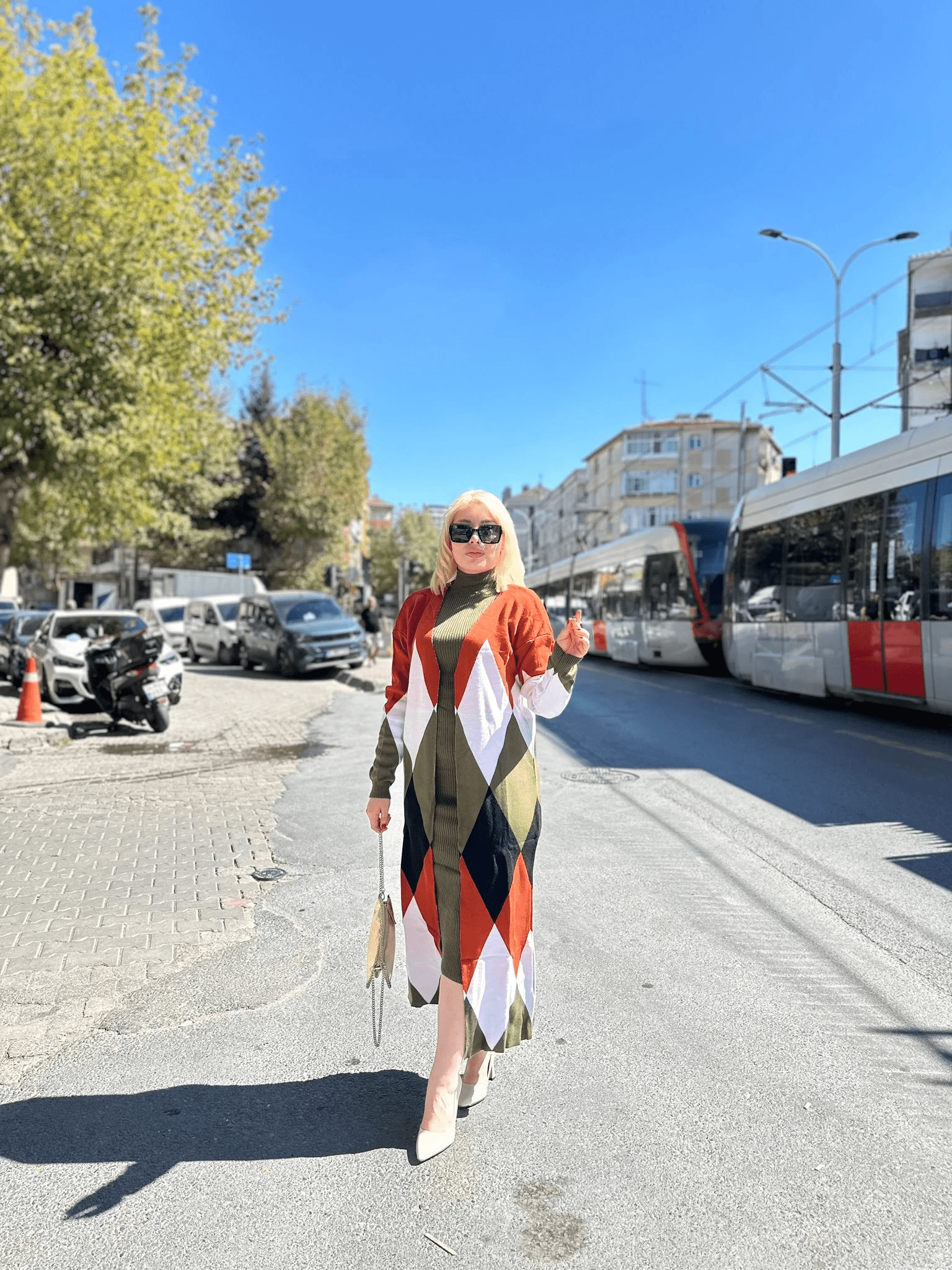 Triko Hirka Elbise Kırmızı/Siyah - Şıklığın Yeni Adresi - ÖZER&HERMİN