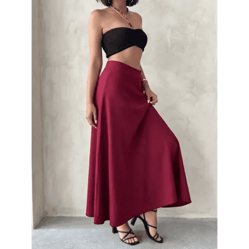 Uzun Astarli Etek Modeli ile Şıklığı Yakalayın - ÖZER&HERMİN