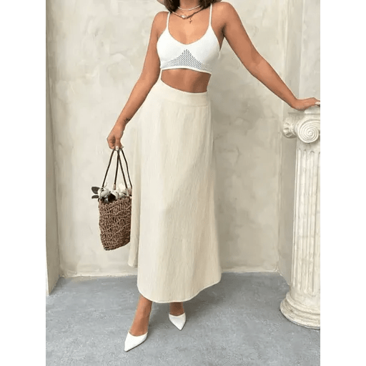 Uzun Astarli Etek Modeli ile Şıklığı Yakalayın - ÖZER&HERMİN