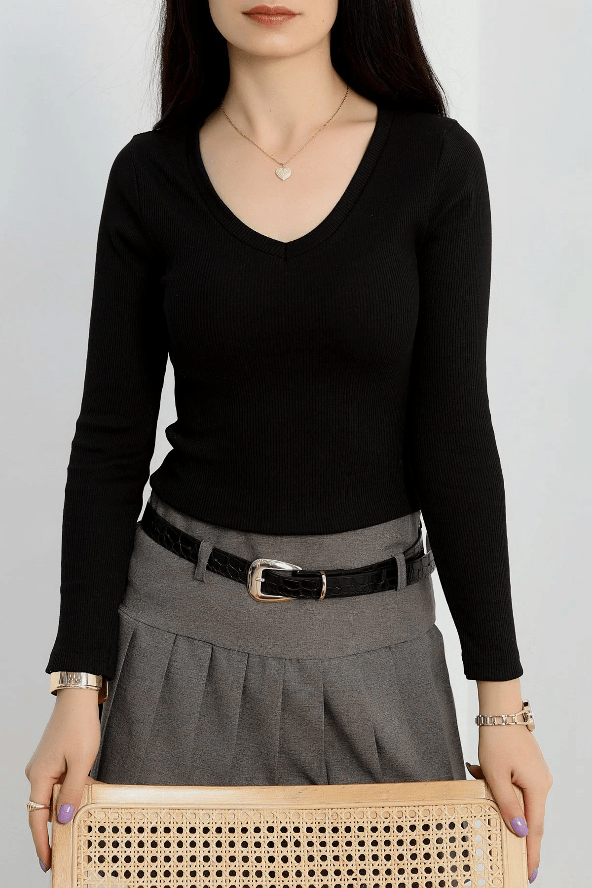 V Yaka Kaskorse Bluz - Şıklığı ve Rahatlığı Bir Arada Sunuyor - ÖZER&HERMİN