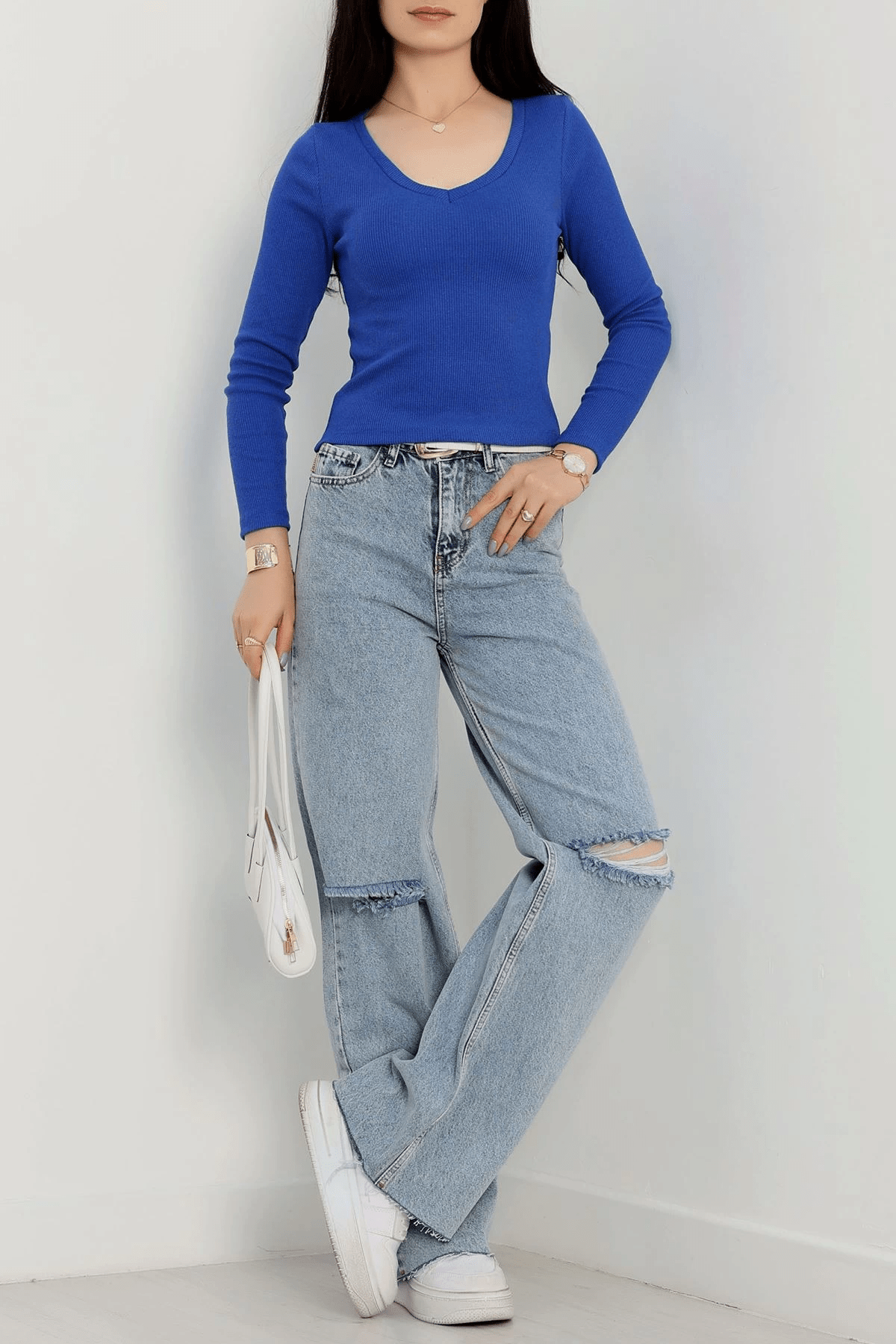 V Yaka Kaskorse Bluz - Şıklığı ve Rahatlığı Bir Arada Sunuyor - ÖZER&HERMİN