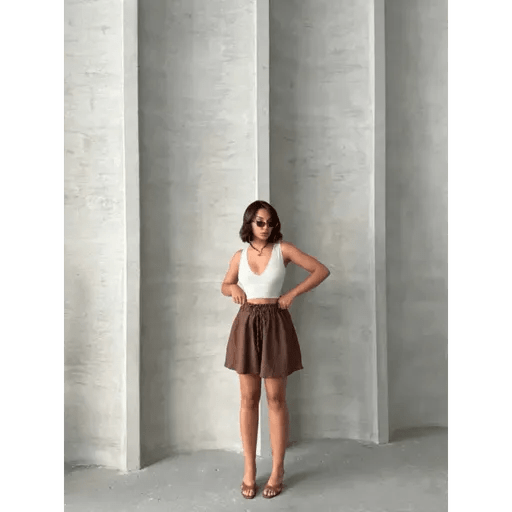 Volanli Keten sort | Şıklığı ve Rahatlığı Bir Arada Sunan Yaz Parçasi - ÖZER&HERMİN