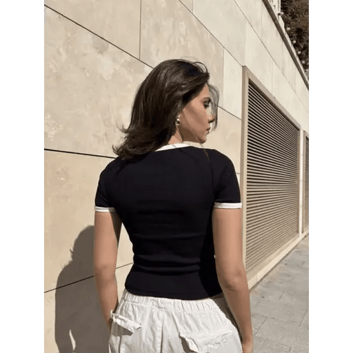 Yaka Kol Garnili Bluz - Şık ve Rahat Tasarım - ÖZER&HERMİN