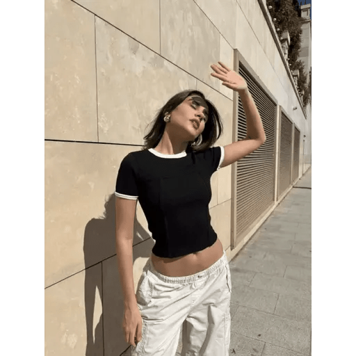 Yaka Kol Garnili Bluz - Şık ve Rahat Tasarım - ÖZER&HERMİN