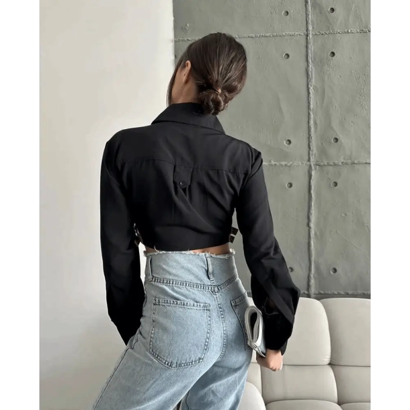 Yanı kemer detaylı crop gömlek - Özer&Hermin