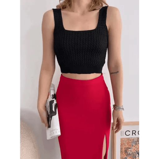 Yirtmacli Midi Etek ile Şıklığı Yakalayın - ÖZER&HERMİN