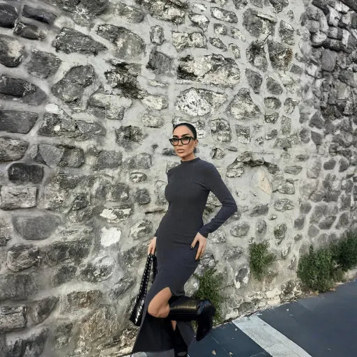 Yirtmacli Uzun Elbise - Şık ve Rahat Seçim - ÖZER&HERMİN