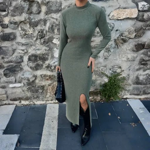 Yirtmacli Uzun Elbise - Şık ve Rahat Seçim - ÖZER&HERMİN